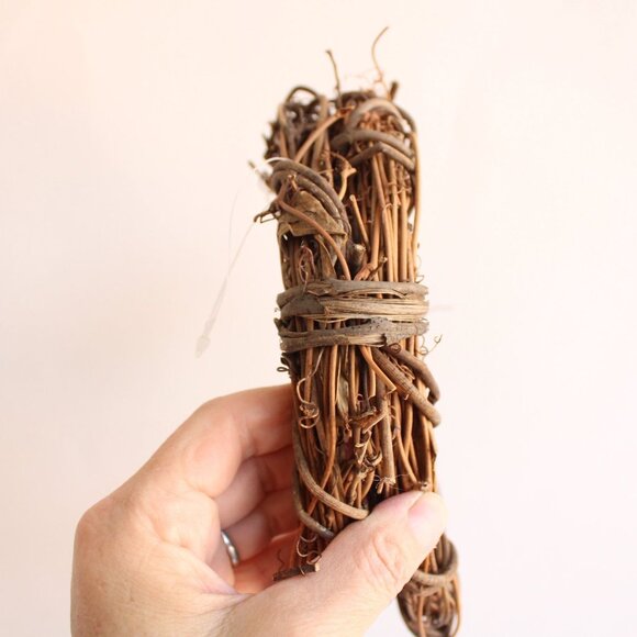 Grapevine Wreath, NOS, 6" Diameter, Single or Double, Natural Round Twig Look - Picture 9 of 10